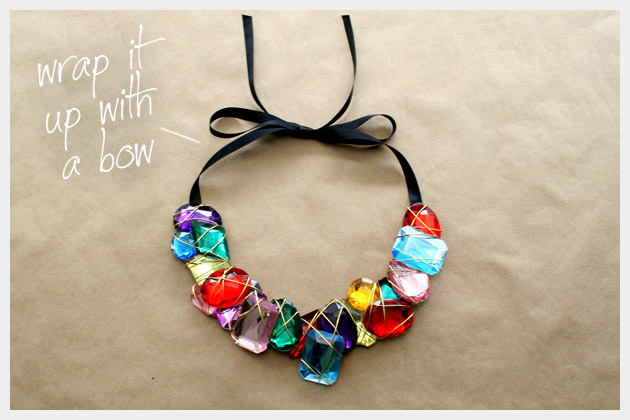 Wire Wrapped Large Stone Necklace with Ribbon DIY
