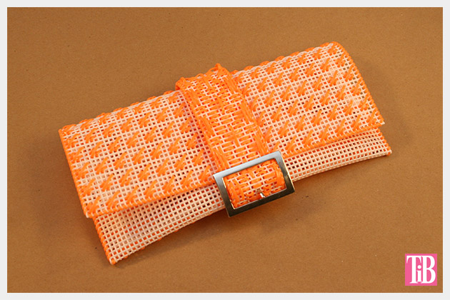 DIY Plastic Canvas Clutch