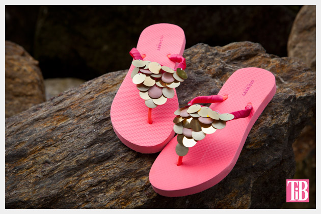 DIY Flip Flops with Paillettes Photo 1