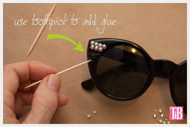 DIY Sunglasses with Silver Nailheads Gluing