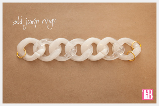 Large Plastic Chain Bracelet DIY Adding Jump Rings
