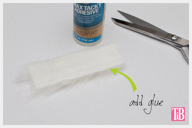 Faux Fur Fimo Clay Ring DIY Gluing the fur