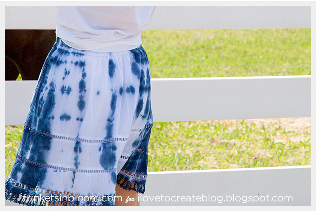 Blue and White Tie Dye Skirt DIY Photo 6 Close Up