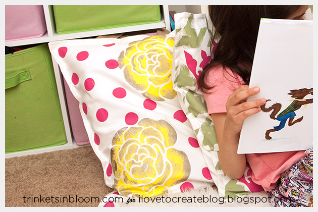 DIY Stenciled Pillows Photo