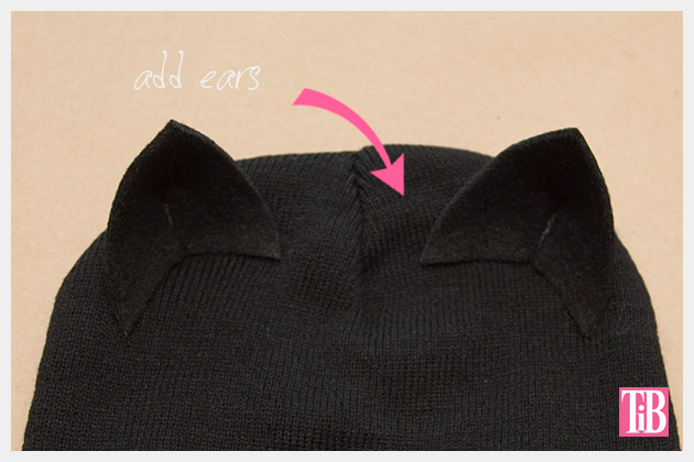 DIY Cat Beanie adding ears