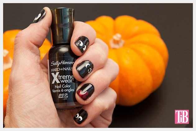 Halloween Nails DIY on Trinkets in Bloom