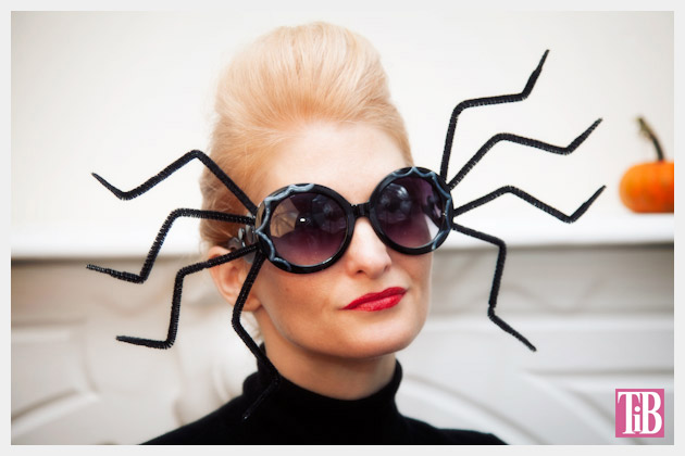 Halloween Spider Sunglasses DIY by Trinkets in Bloom