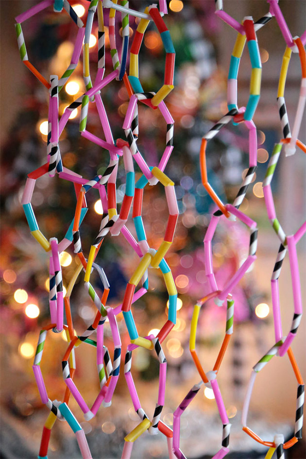 Easy Drinking Straw Garland by Aunt Peaches