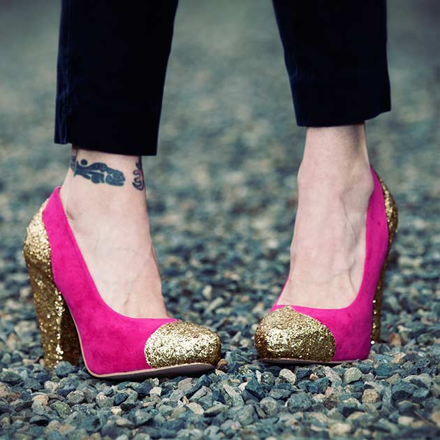 diy glitter shoes