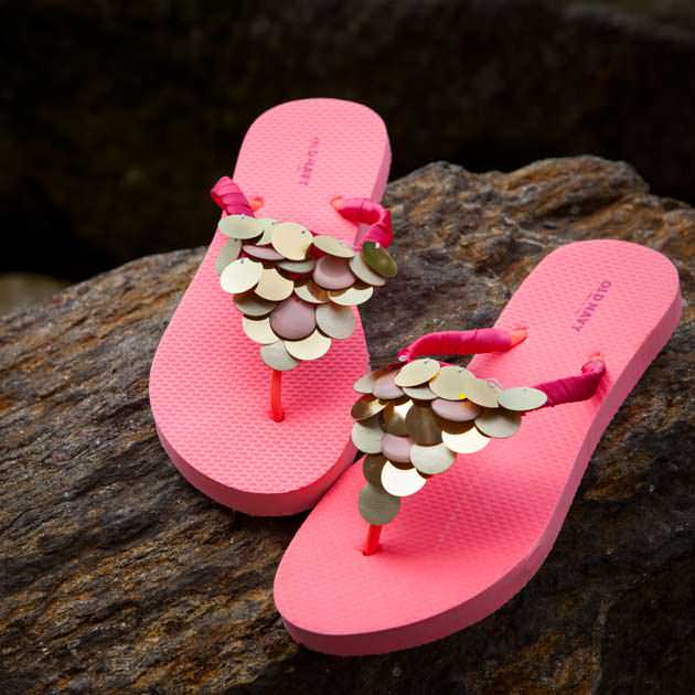 DIY Flip Flops with Paillettes