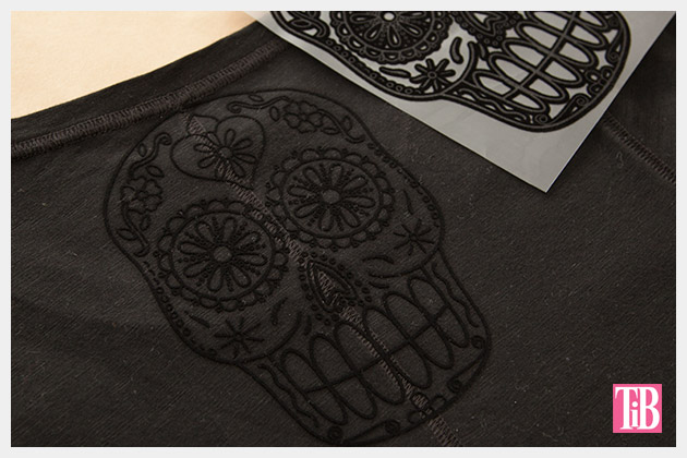 Skull Tunic with Zippers DIY Tutorial by Trinkets in Bloom