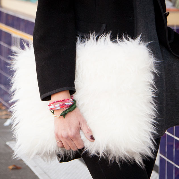 DIY Faux Fur Clutch 630