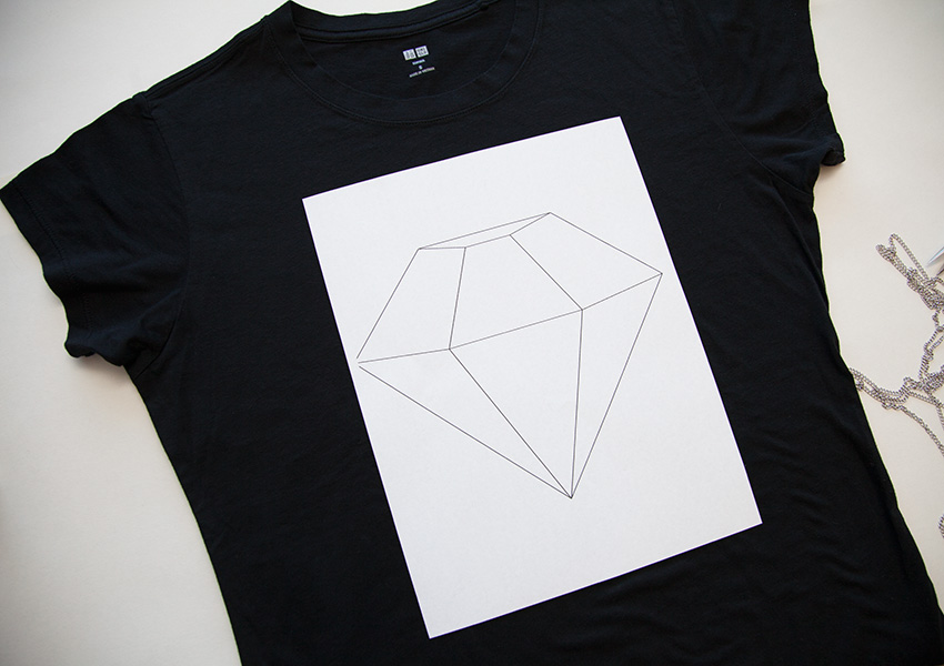 Tee with Chains diamond template