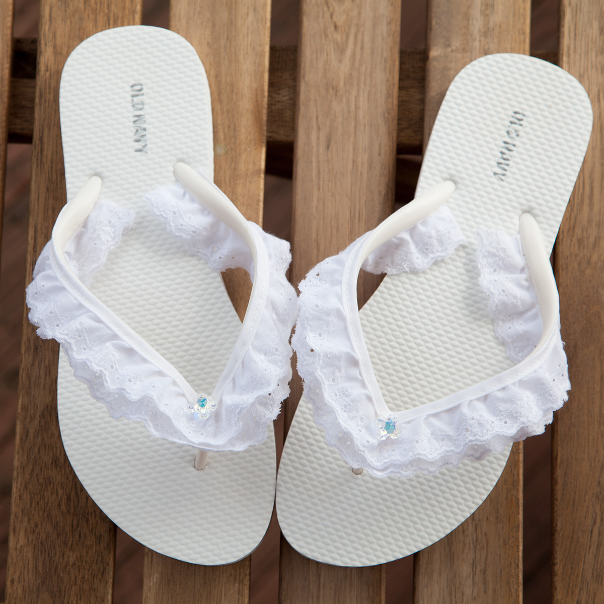 EYELET-FLIP-FLOPS-PHOTO-2