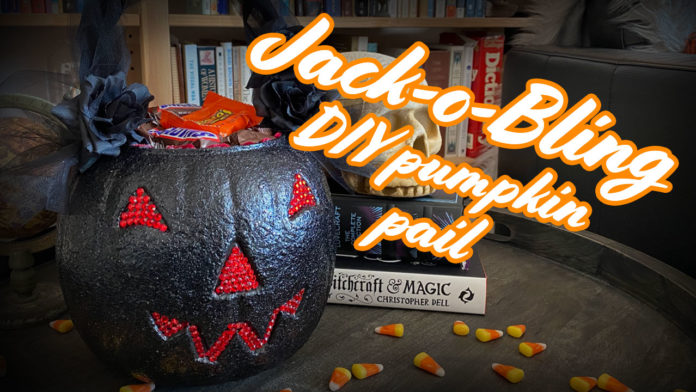 How to make a DIY Pumpkin Pail